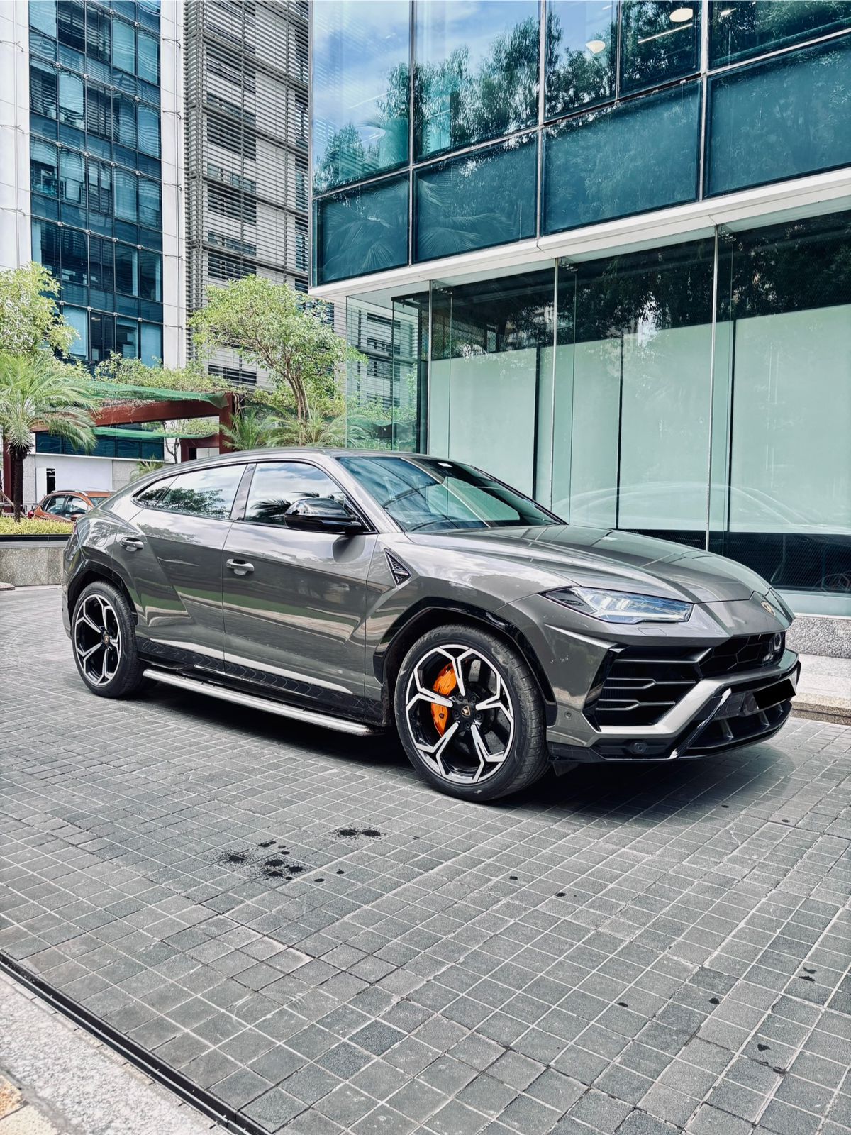 Lamborghini URUS