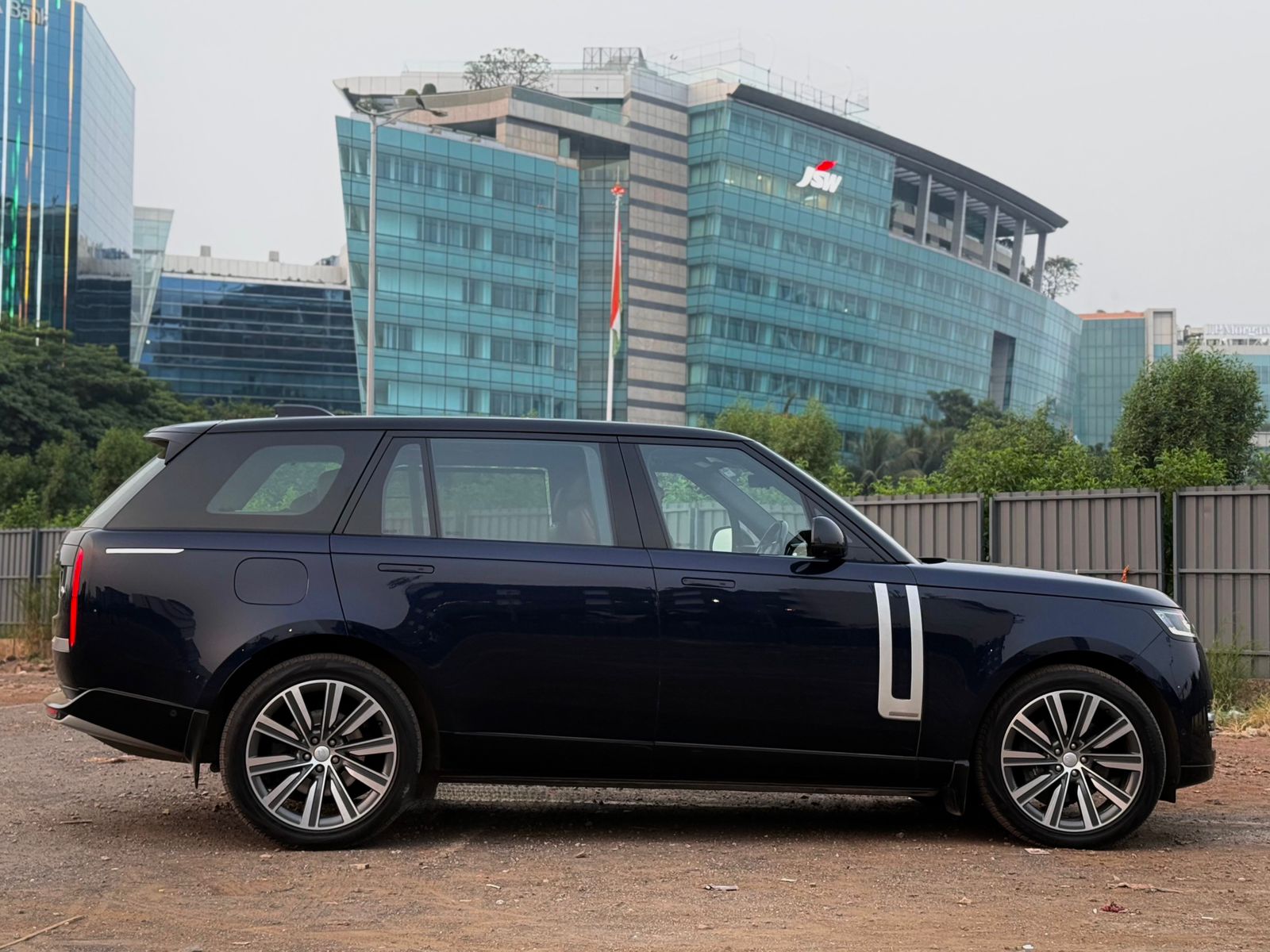 Range Rover Autobiography LWB