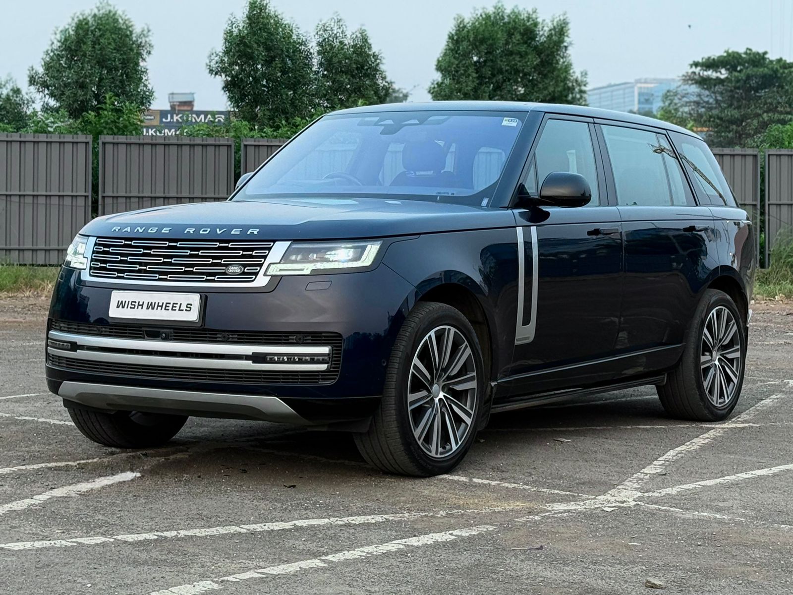Range Rover Autobiography LWB