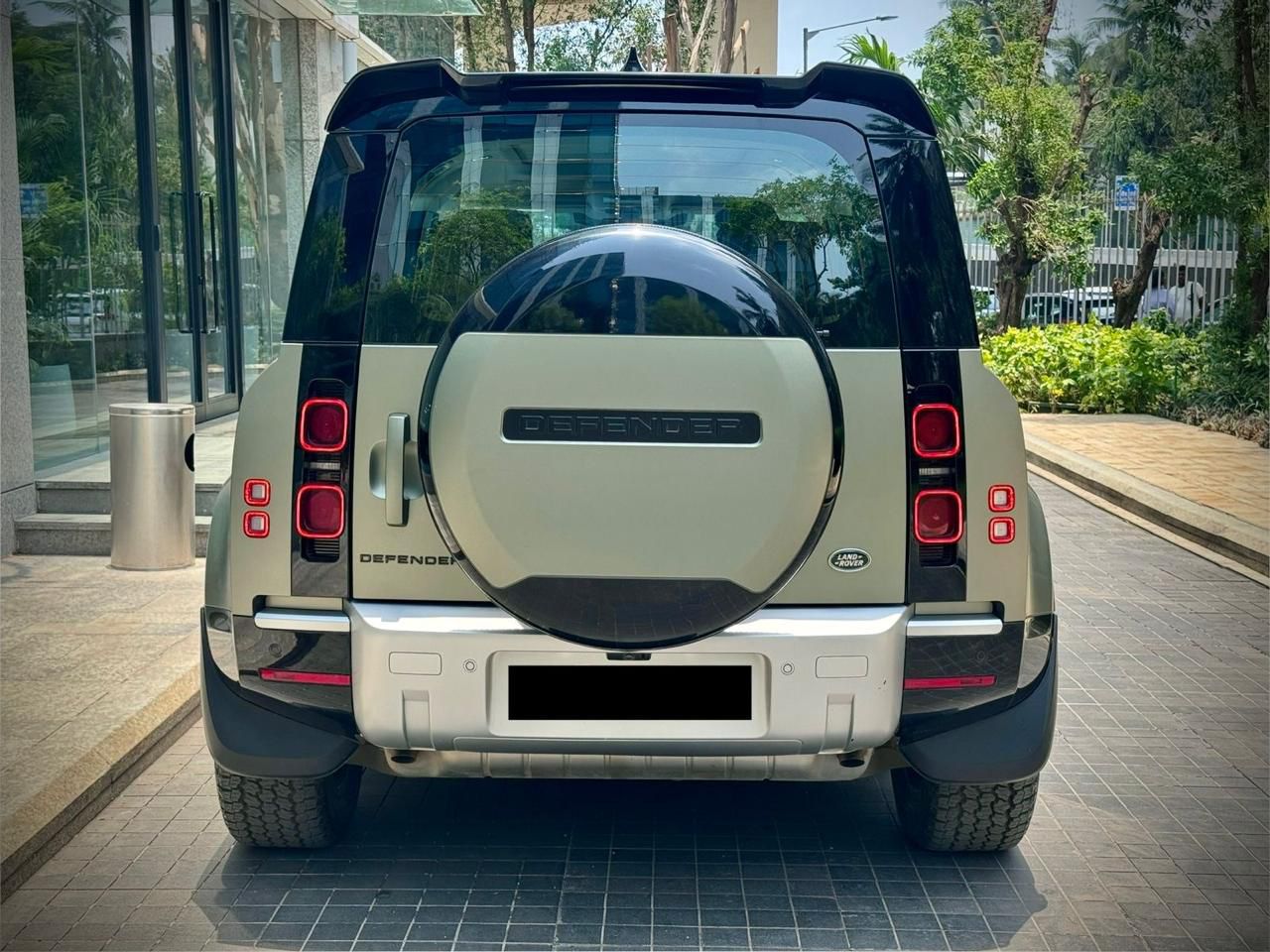 Land Rover Defender HSE 110