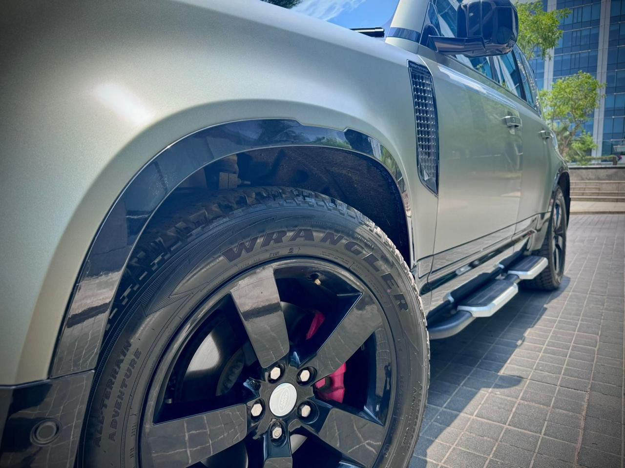 Land Rover Defender HSE 110