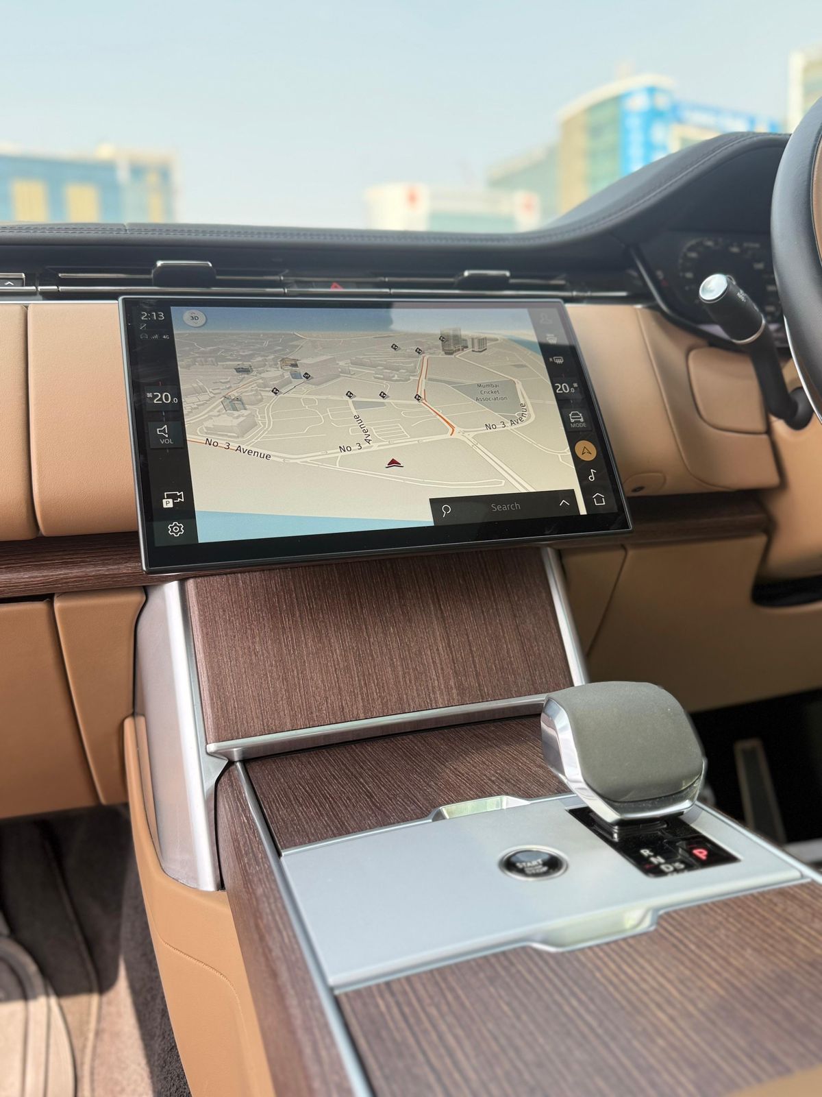 The Range Rover HSE LWB