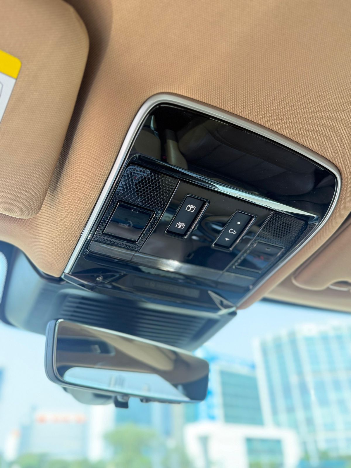 The Range Rover HSE LWB