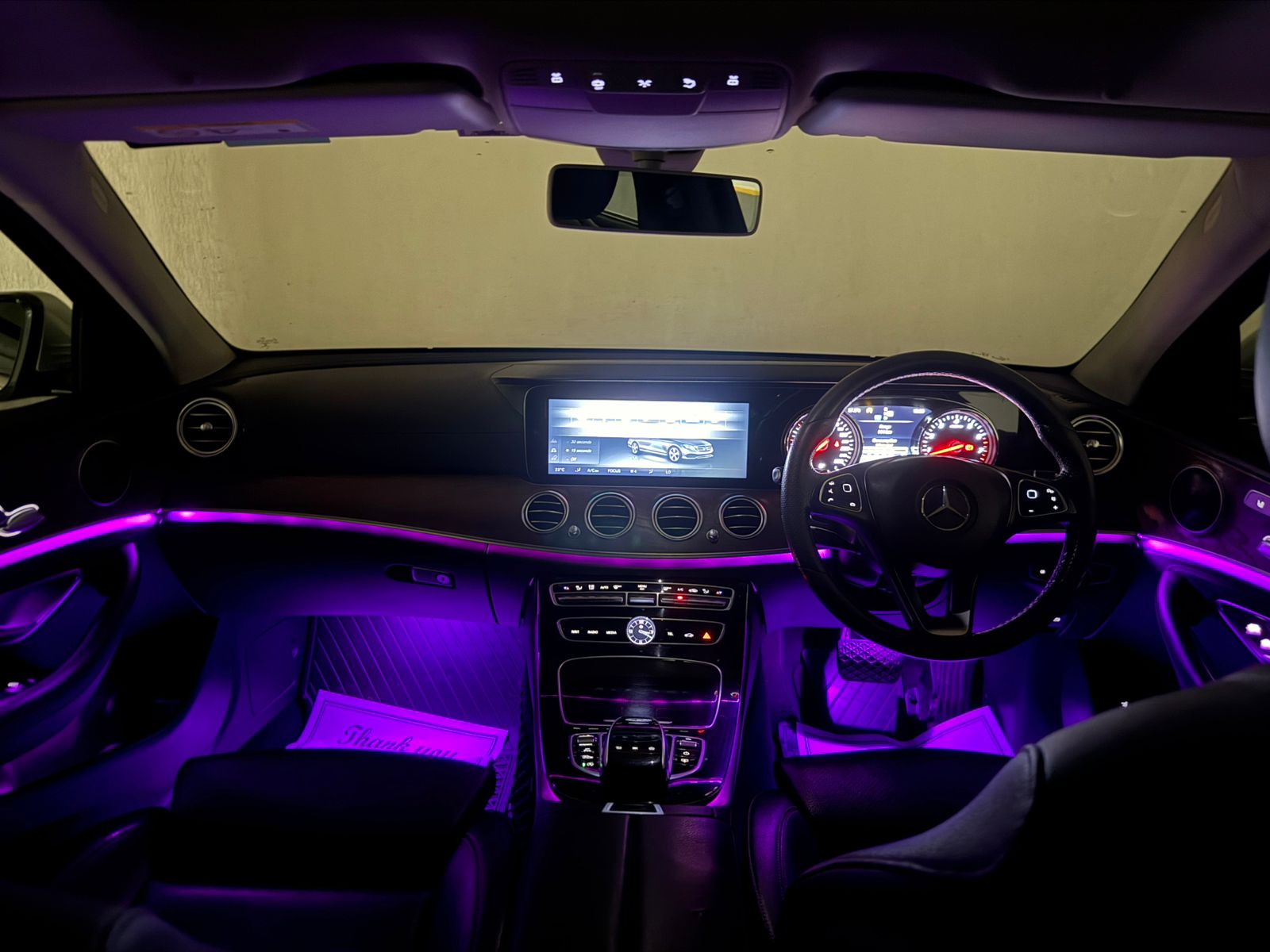 Mercedes Benz E200 LWB