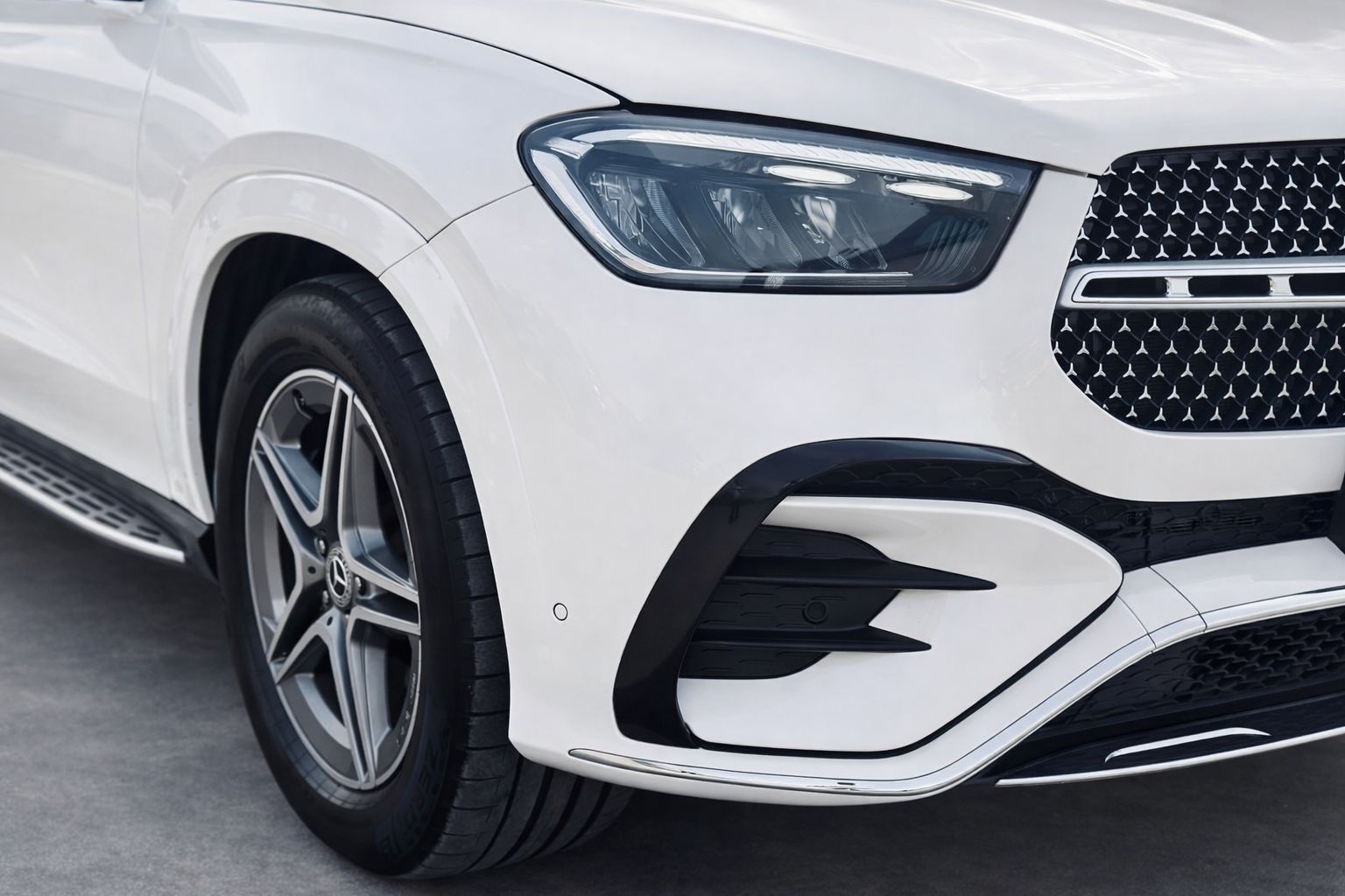 Mercedes Benz GLE 300D AMG Line