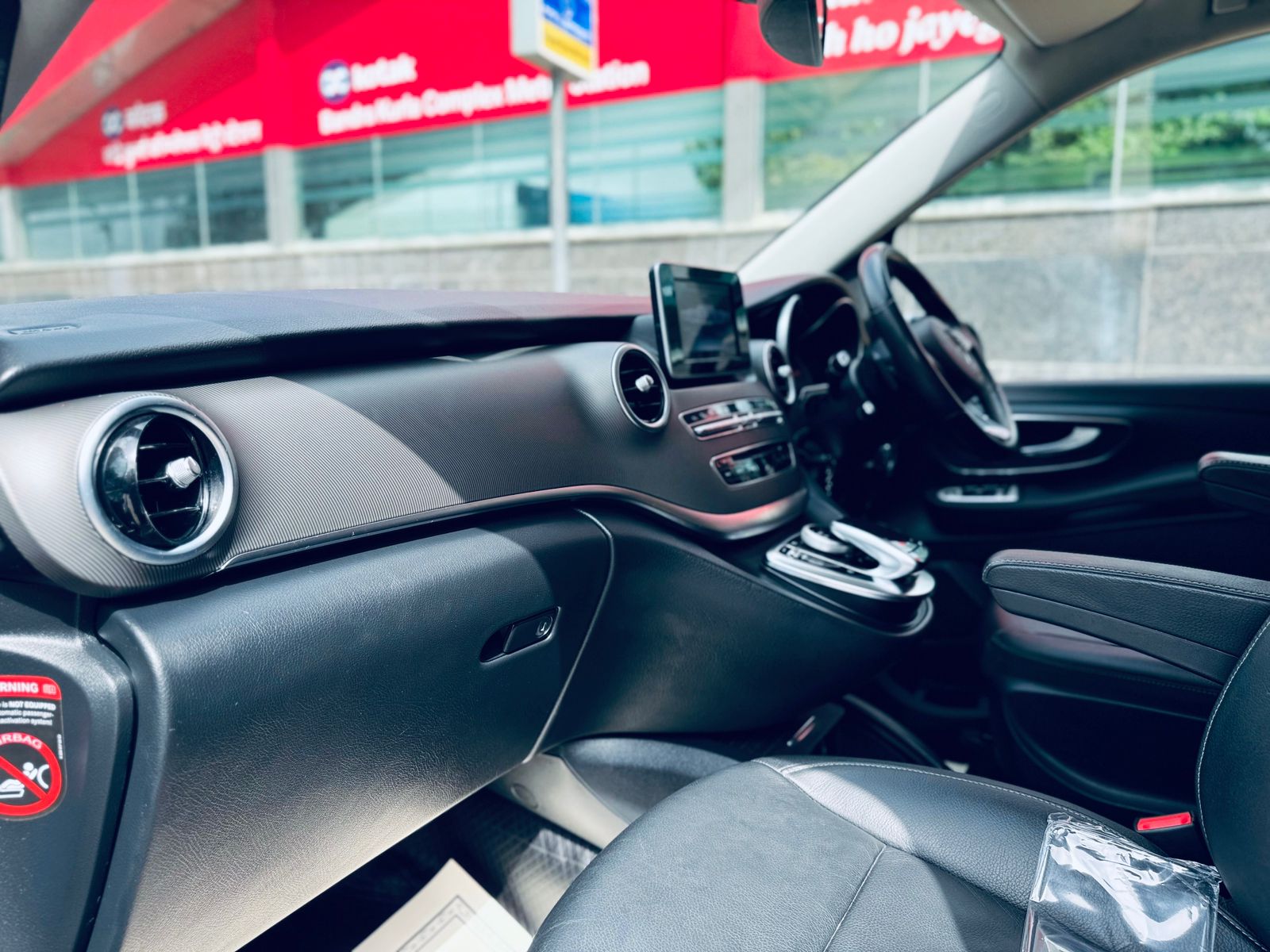 Mercedes Benz V 220d