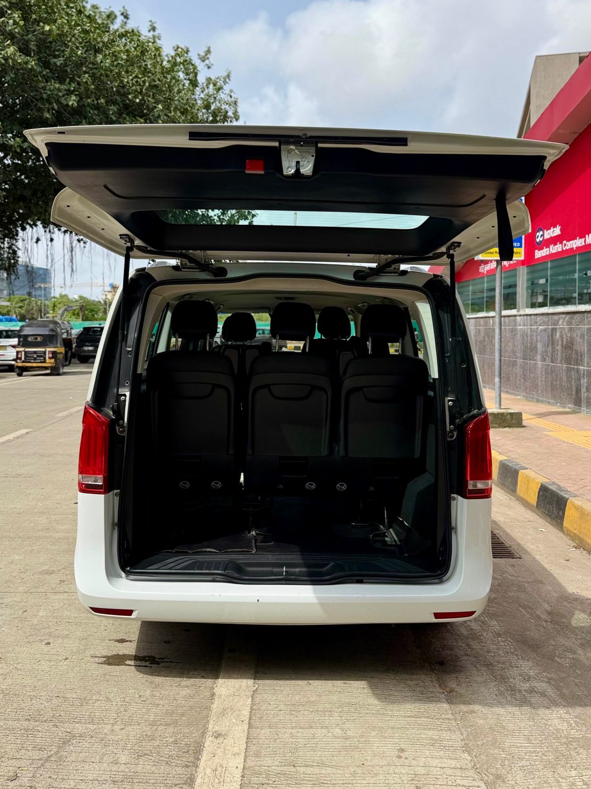 Mercedes Benz V 220d