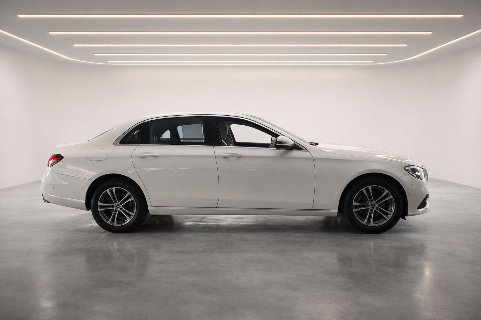 Mercedes Benz E Class E200 Exclusive