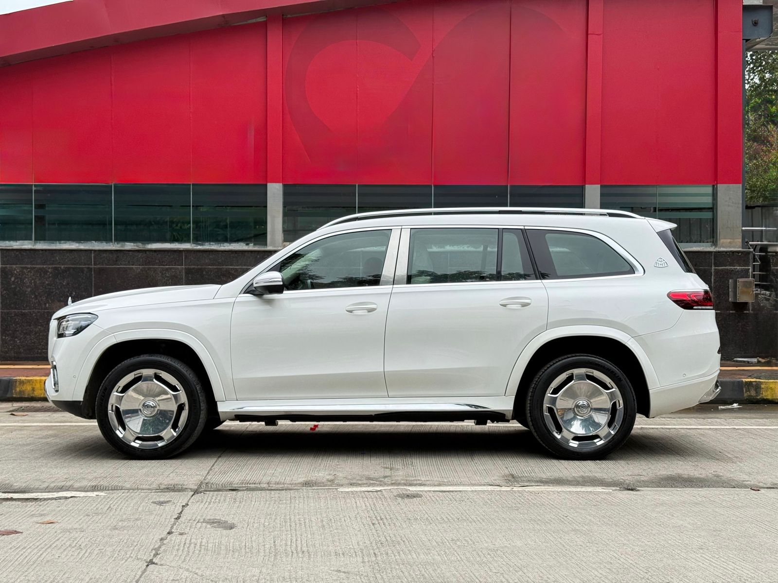 Mercedes Benz GLS 400d Maybach Line