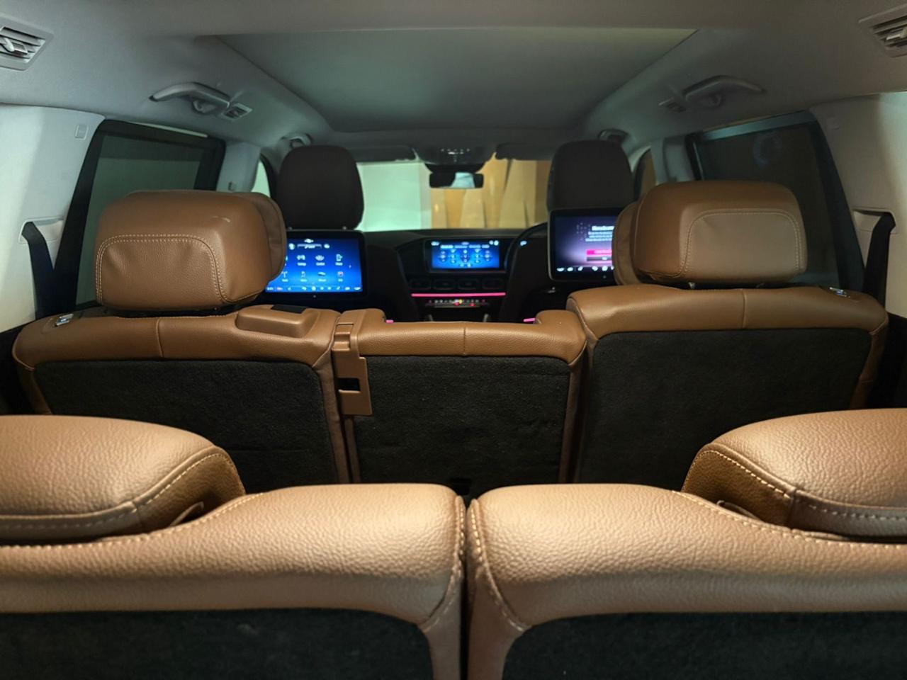 Mercedes Benz GLS 450D Maybach Line 7 Seater