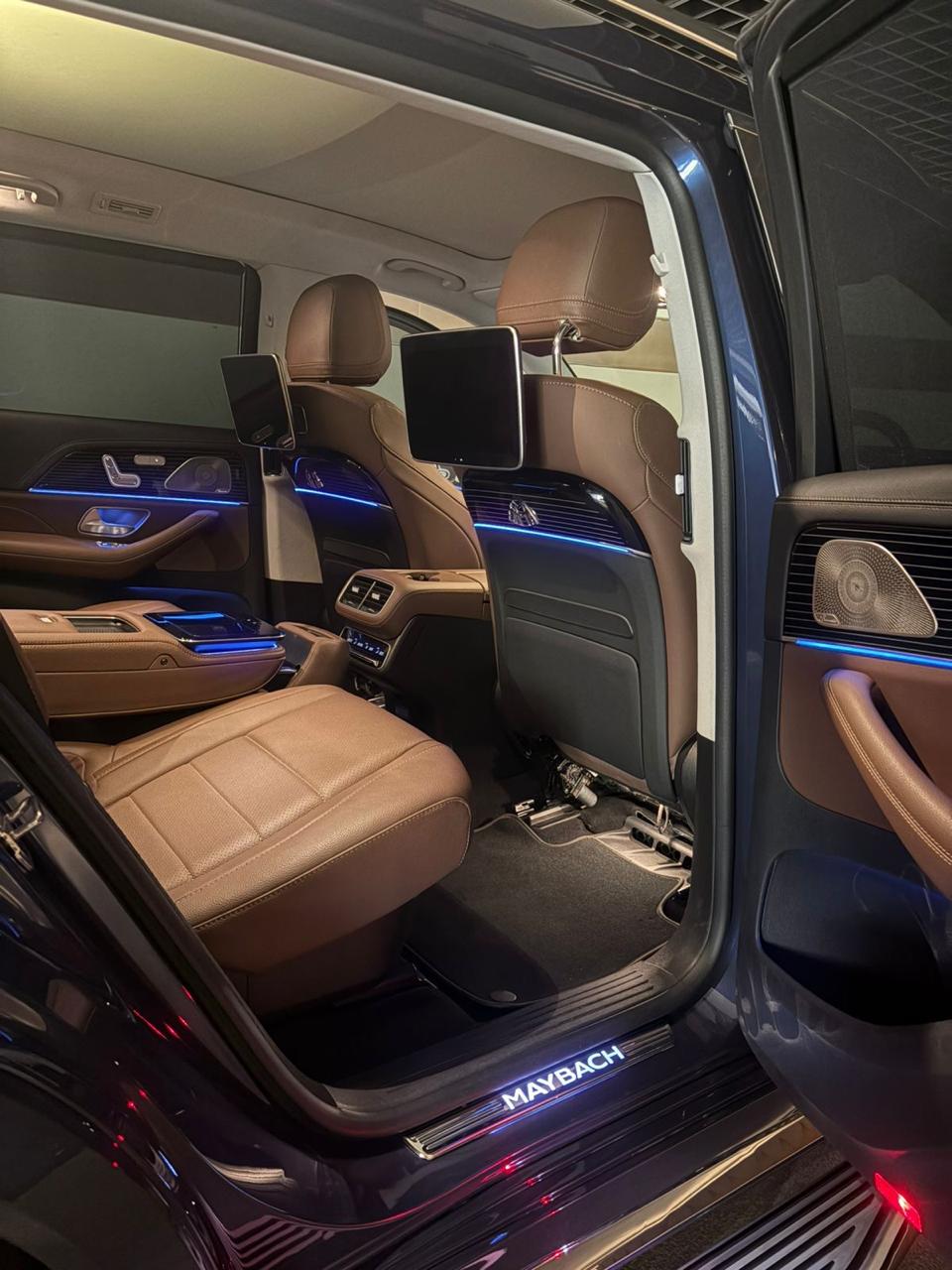 Mercedes Benz GLS 450D Maybach Line 7 Seater