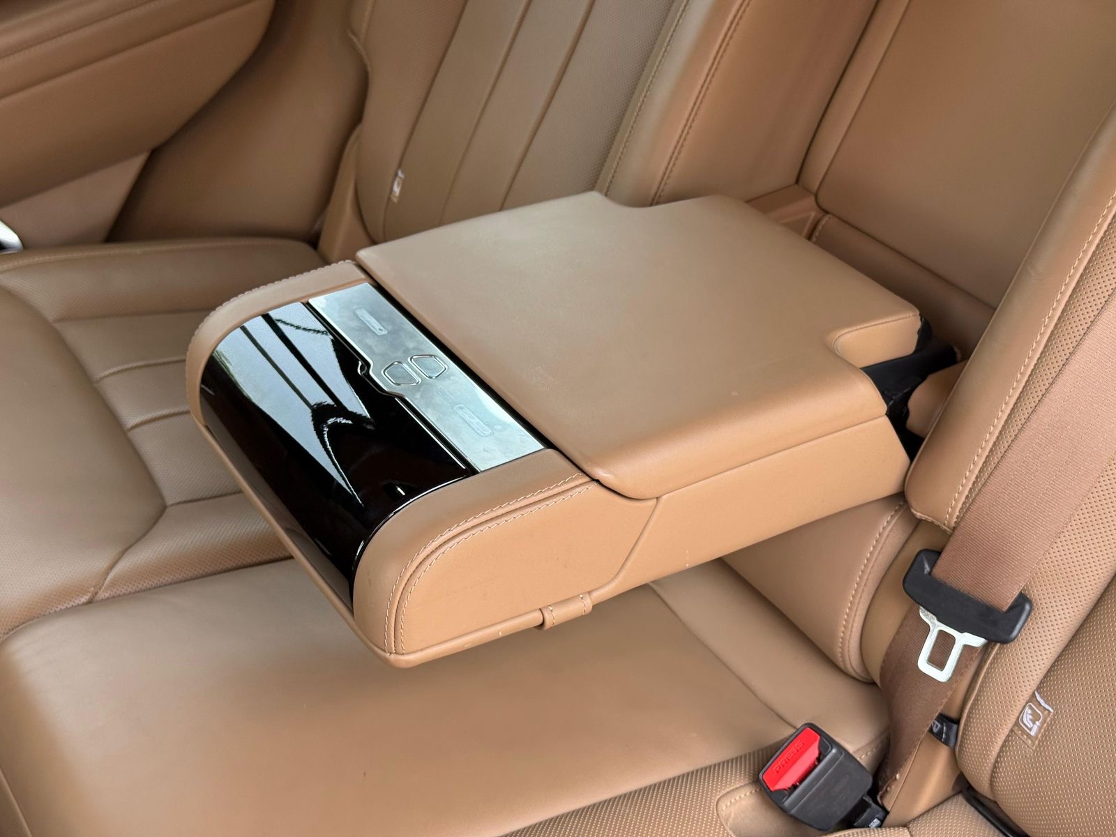 Range Rover HSE SV Line LWB