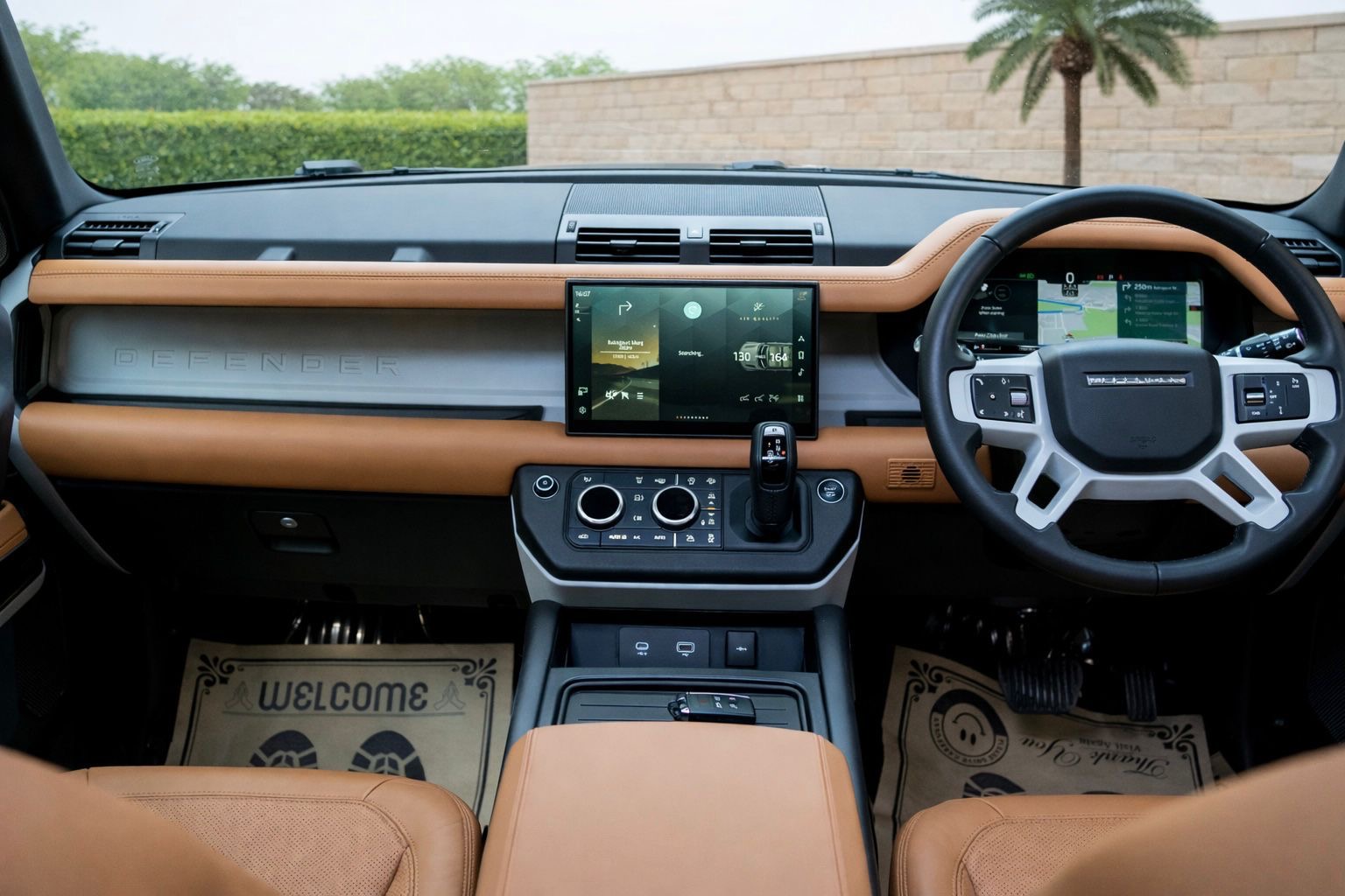 Land Rover Defender 110 HSE (5 seater)