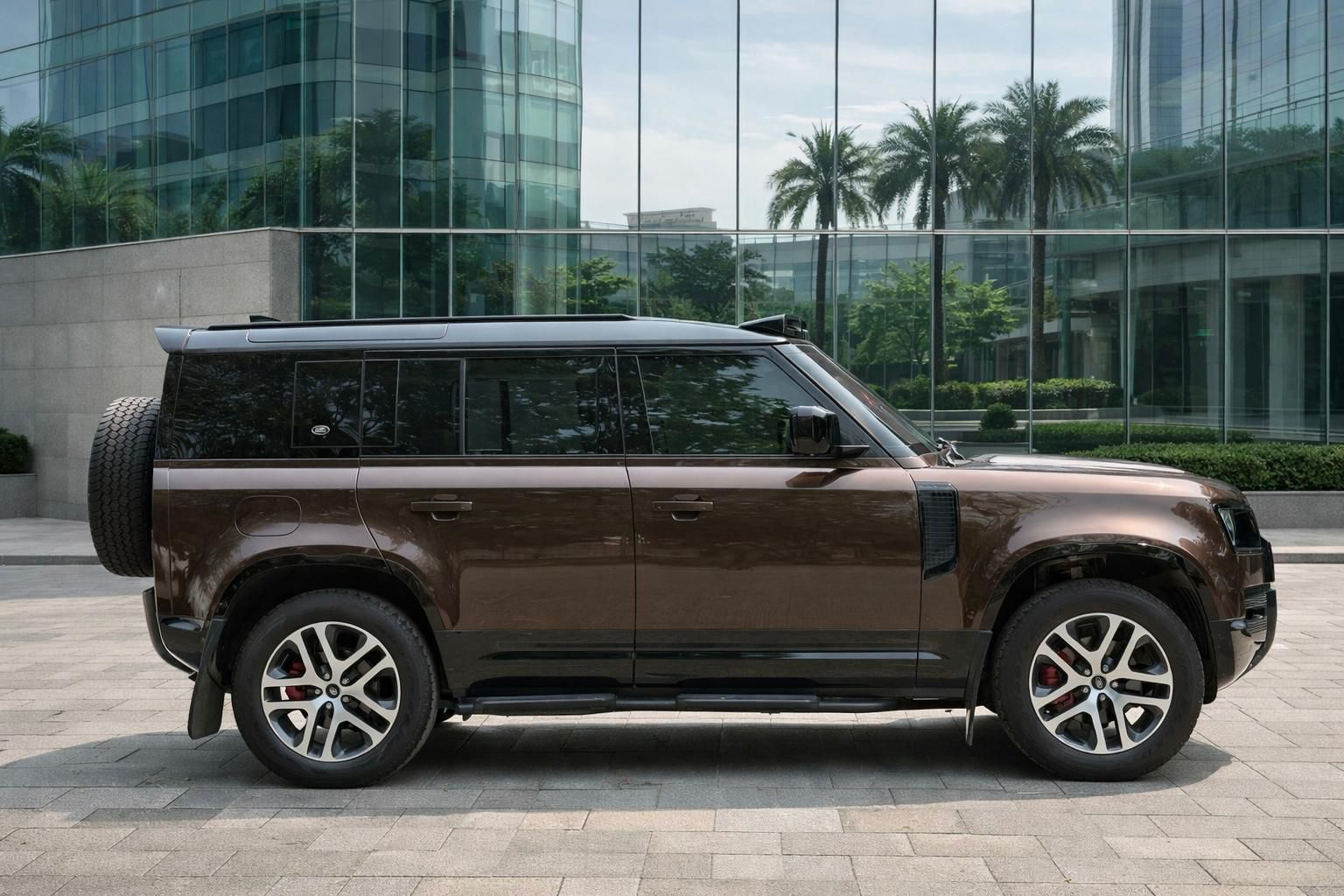 Land Rover Defender 110