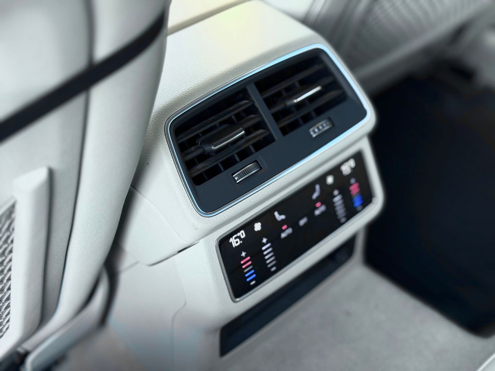 Audi A6 45 TFSI Technology