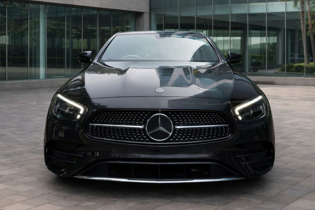 Mercedes Benz E Class E220D AMG LINE