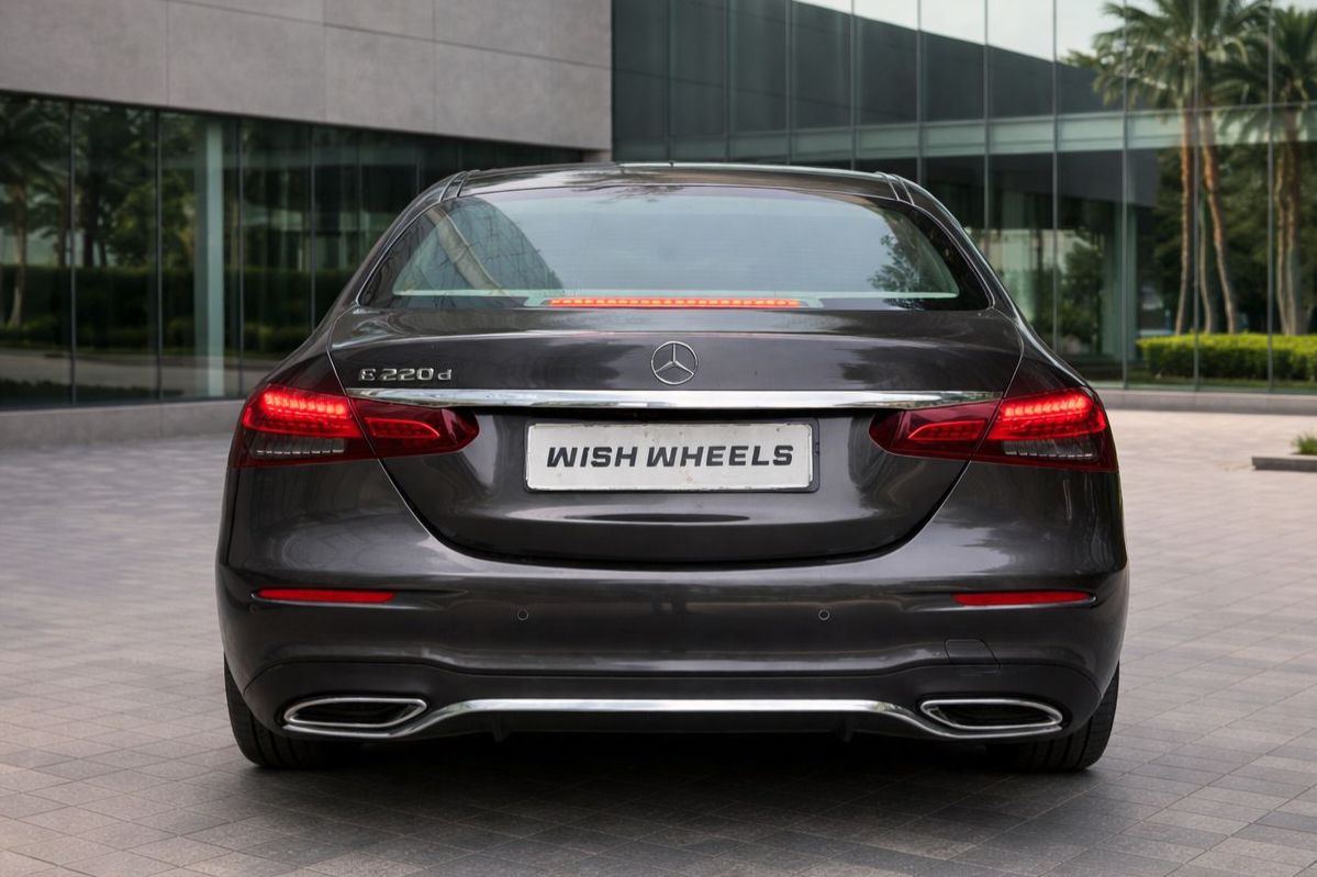 Mercedes Benz E Class E220D AMG LINE