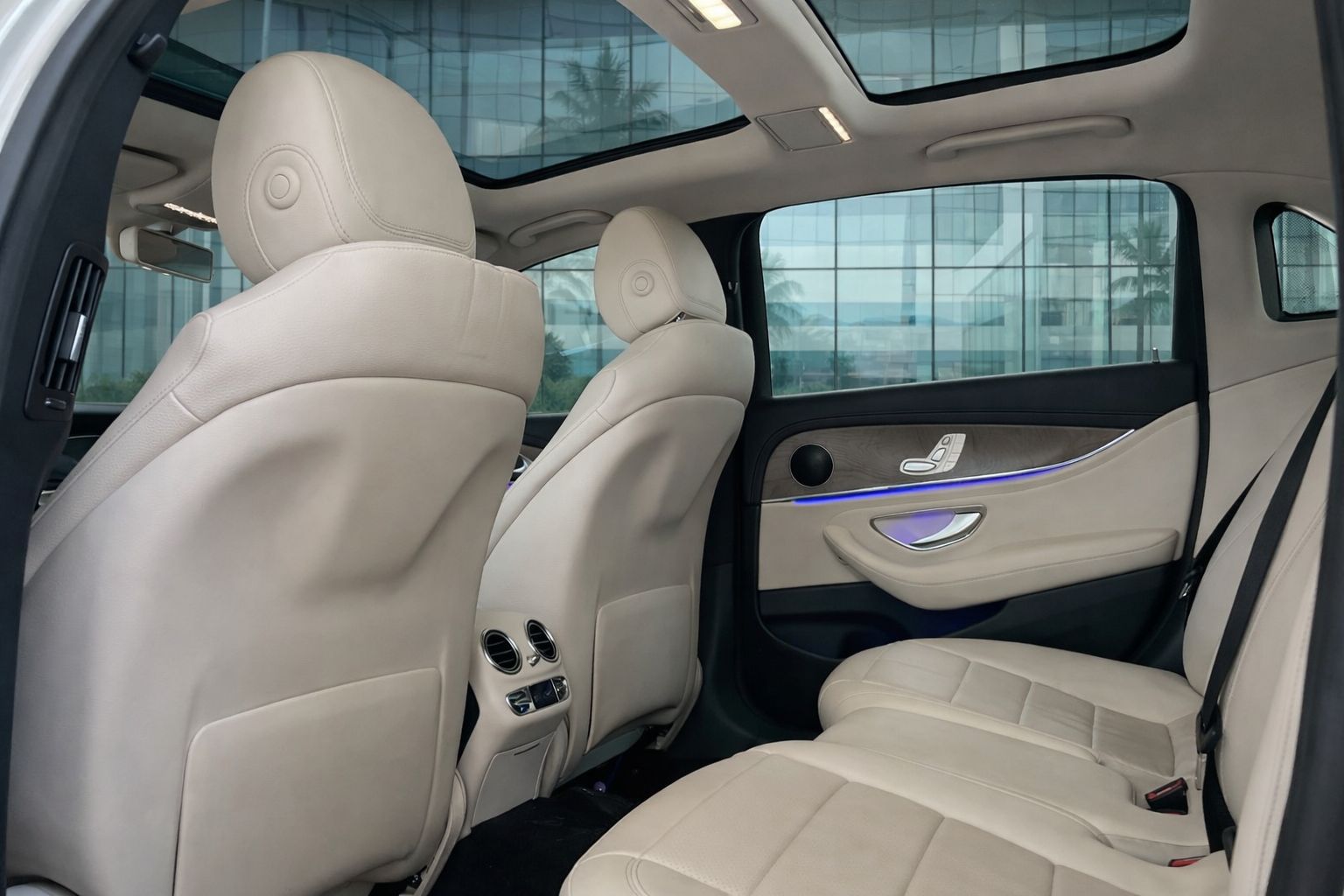 Mercedes Benz E Class E200 LWB