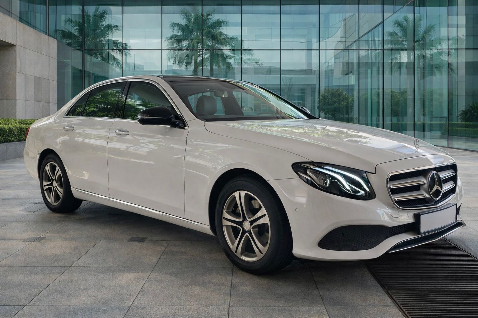 Mercedes Benz E Class E200 LWB