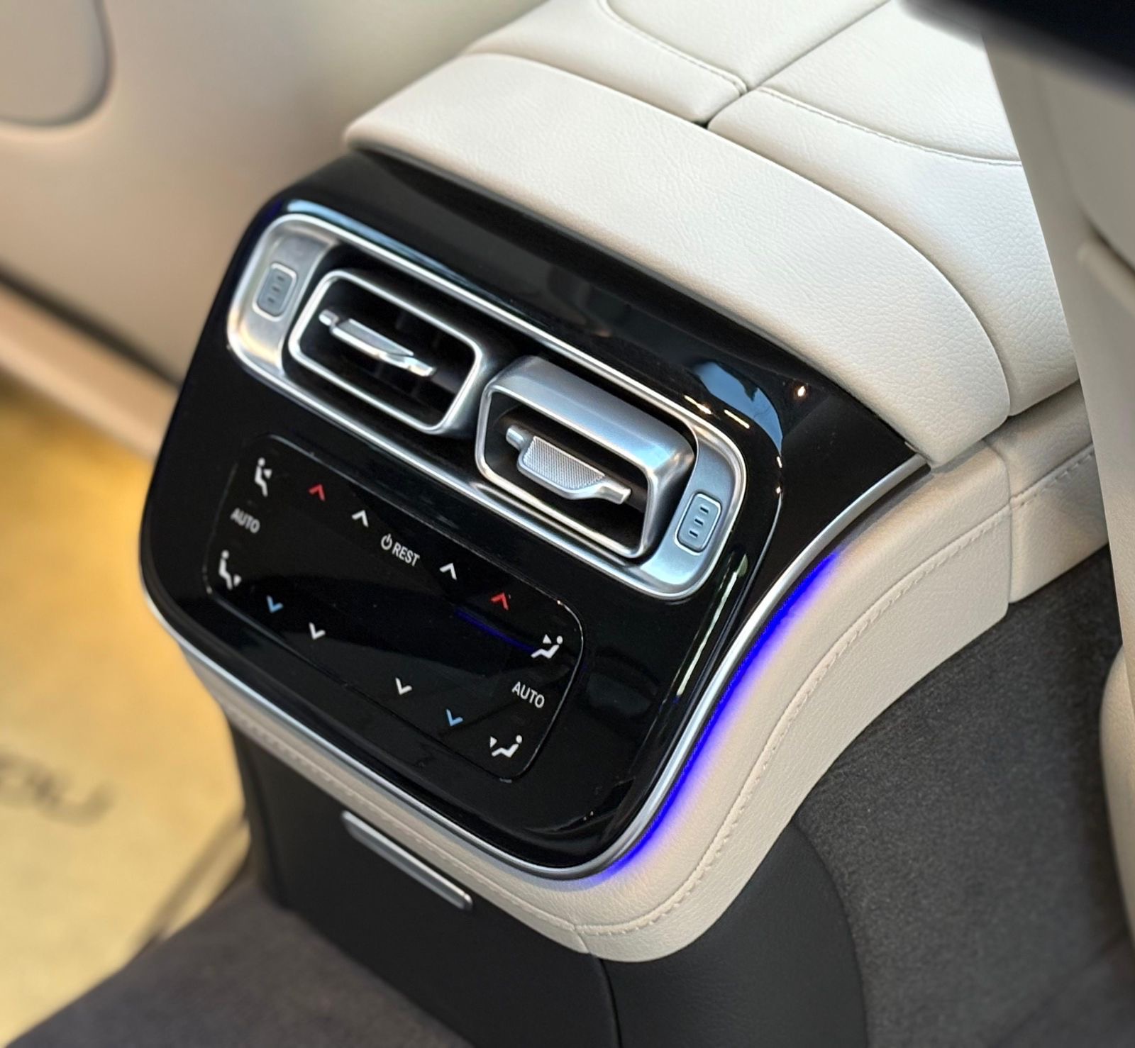 Mercedes Benz S Class S450 Maybach Line