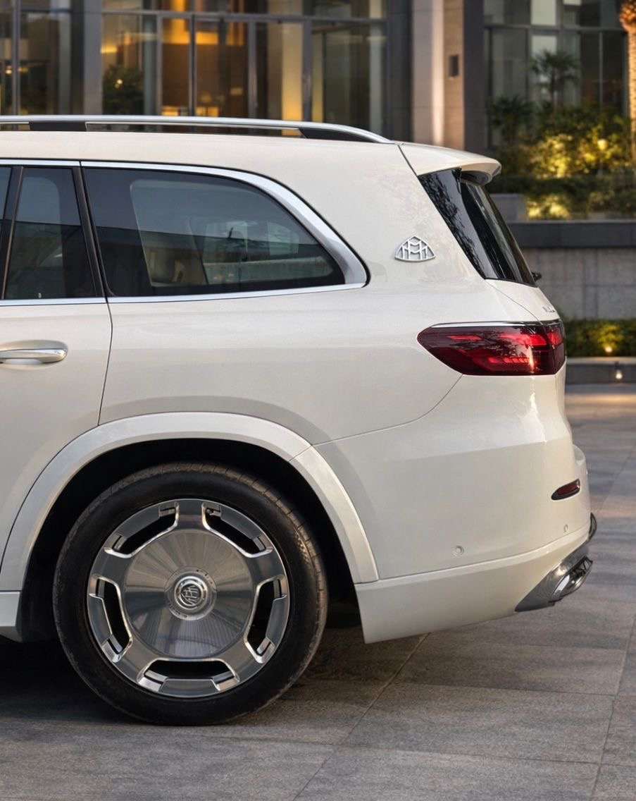 Mercedes-Benz GLS 450d Maybach Line