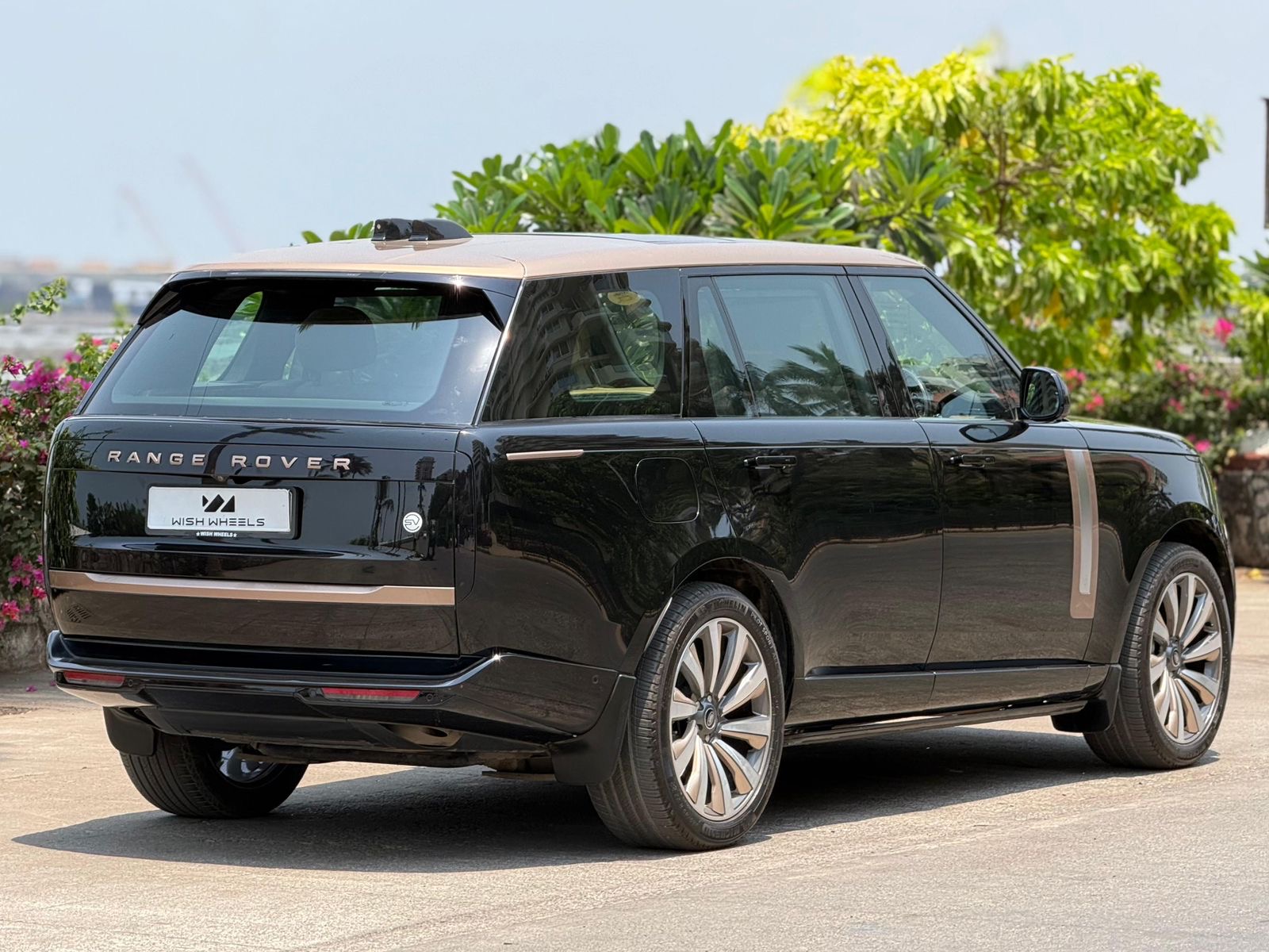 Range Rover HSE SV Line LWB