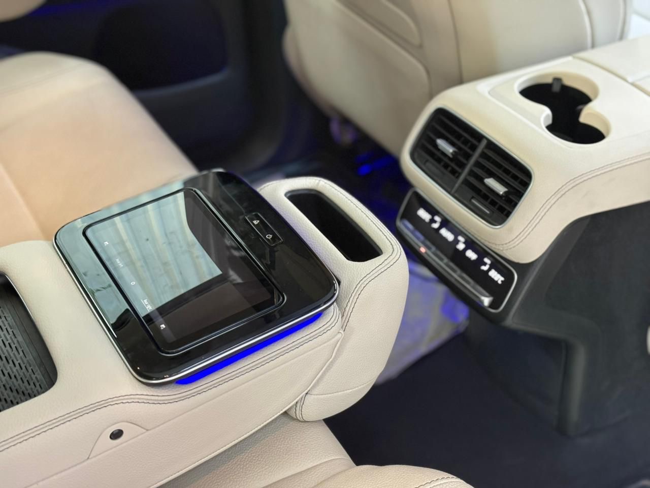 Mercedes-Benz GLS 450d Maybach Line