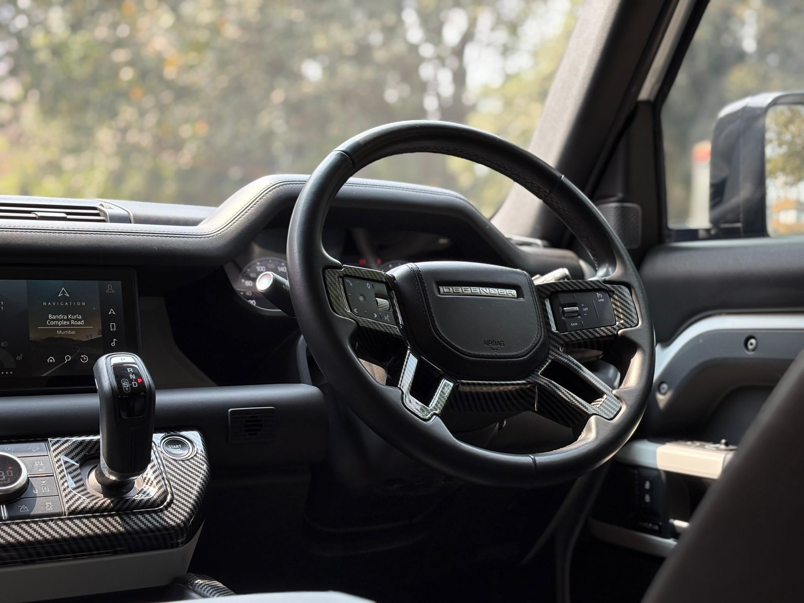 Land Rover Defender 110