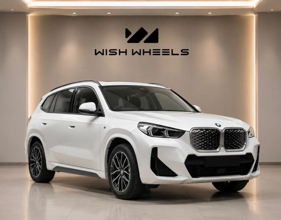 BMW iX1 edrive20L M Sport LWB