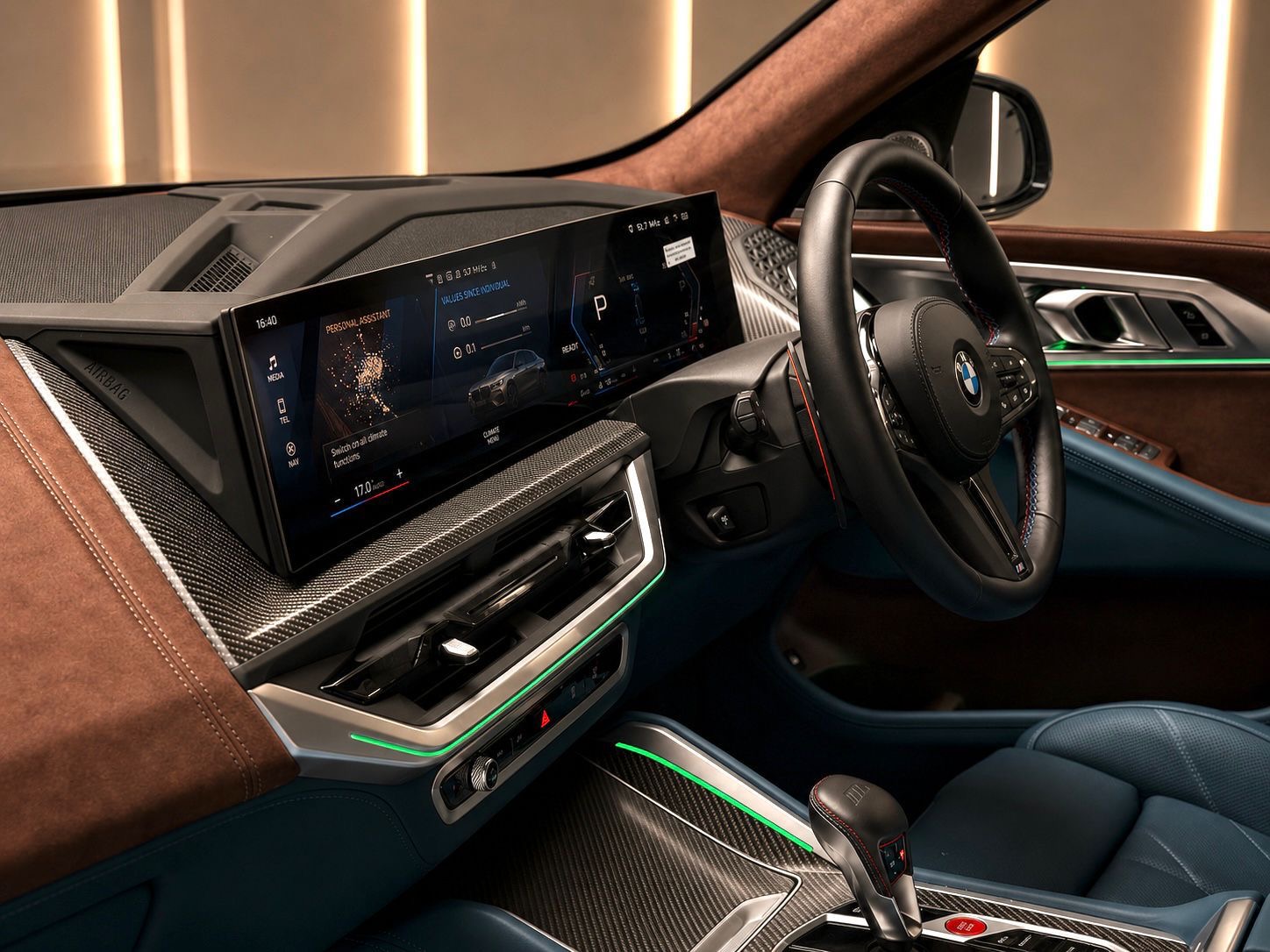 BMW XM