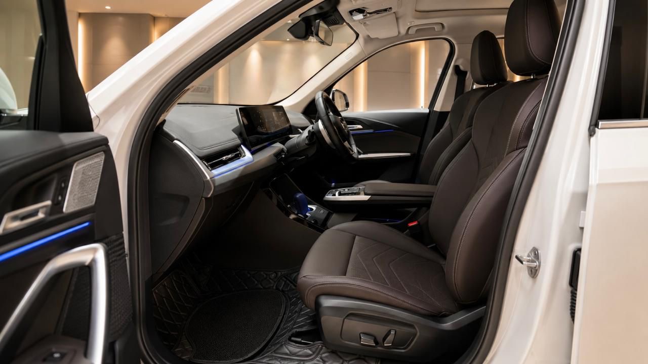 BMW iX1 edrive20L M Sport LWB