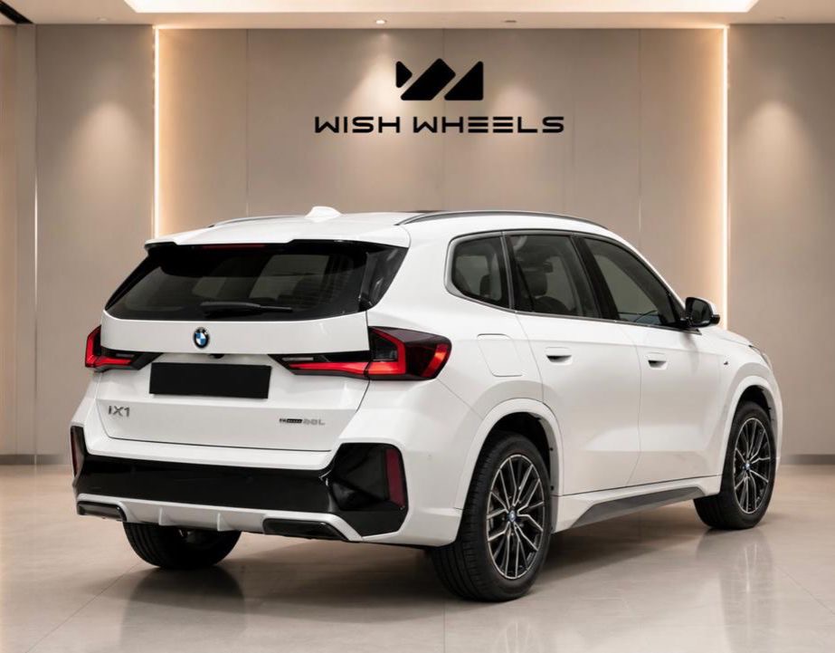 BMW iX1 edrive20L M Sport LWB